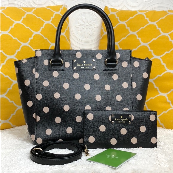 kate spade Handbags - 🌸OFFERS?🌸Kate Spade All Leather Polka Dot Set